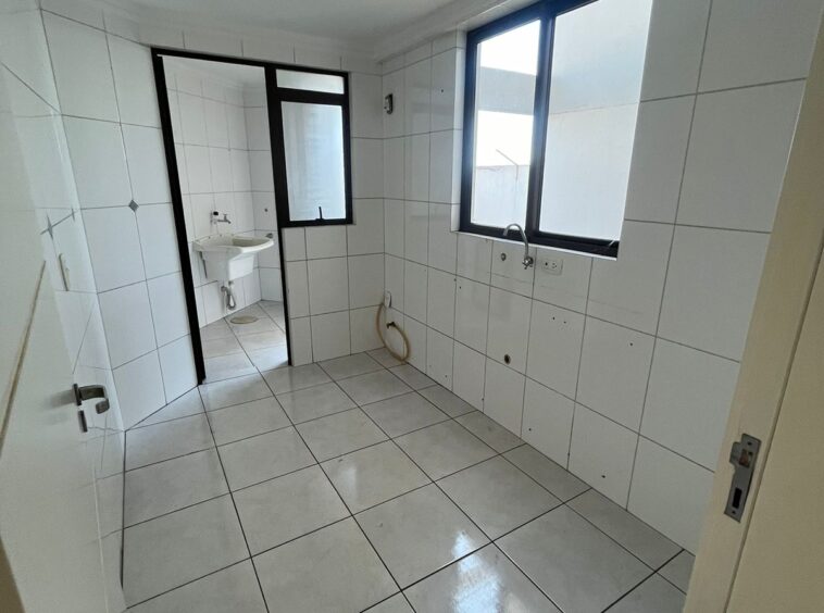 venda apartamento 2 dormitorios dr paulo secco centro passo fundo rs rezende imoveis (7)