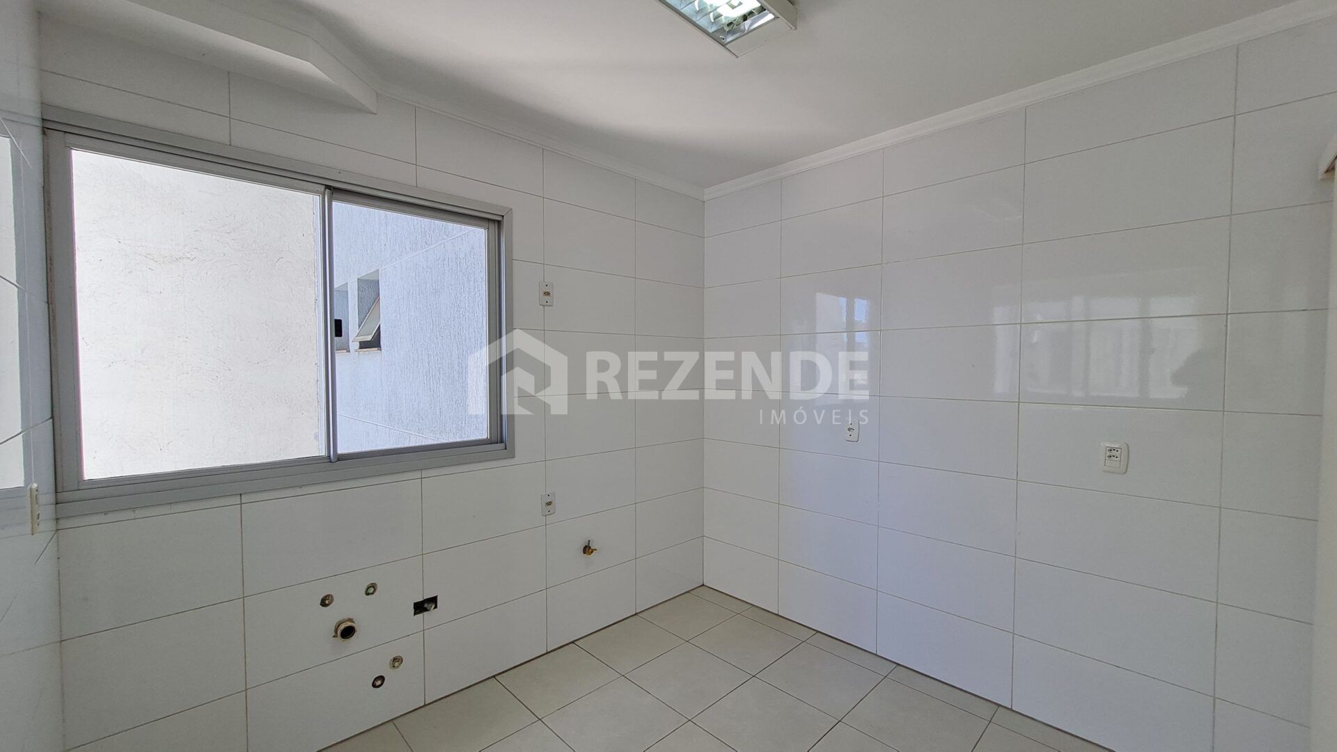 venda apartamento 2 dormitorios edificio villa real boqueirão passo fundo rs rezende imoveis (10)