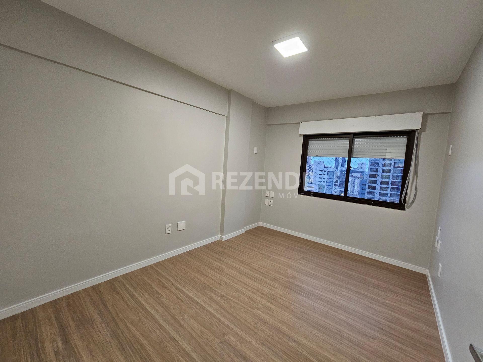 venda apartamento 4 dormitorios edificio alameda da matriz centro passo fundo rs rezende imoveis (16)