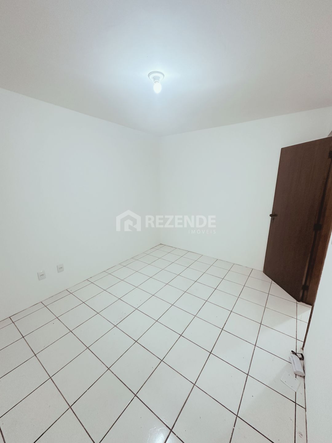venda apartamento 2 dormitorios ed medianeira centro passo fundo rs rezende imoveis (13)