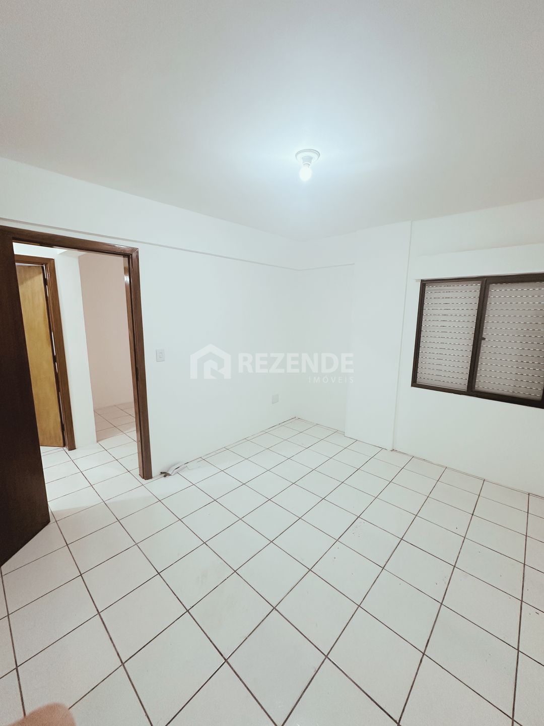 venda apartamento 2 dormitorios ed medianeira centro passo fundo rs rezende imoveis (14)