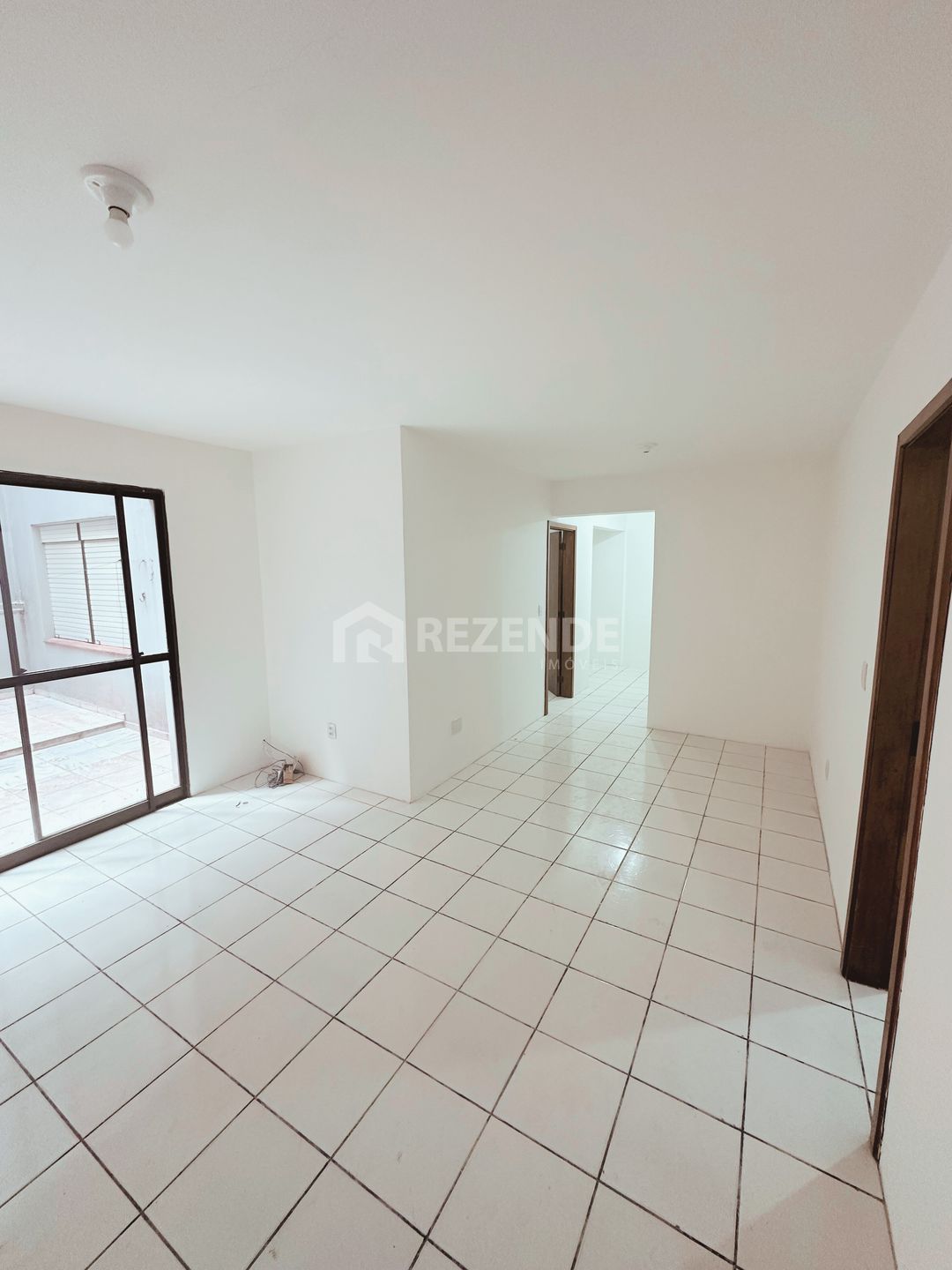 venda apartamento 2 dormitorios ed medianeira centro passo fundo rs rezende imoveis (2)