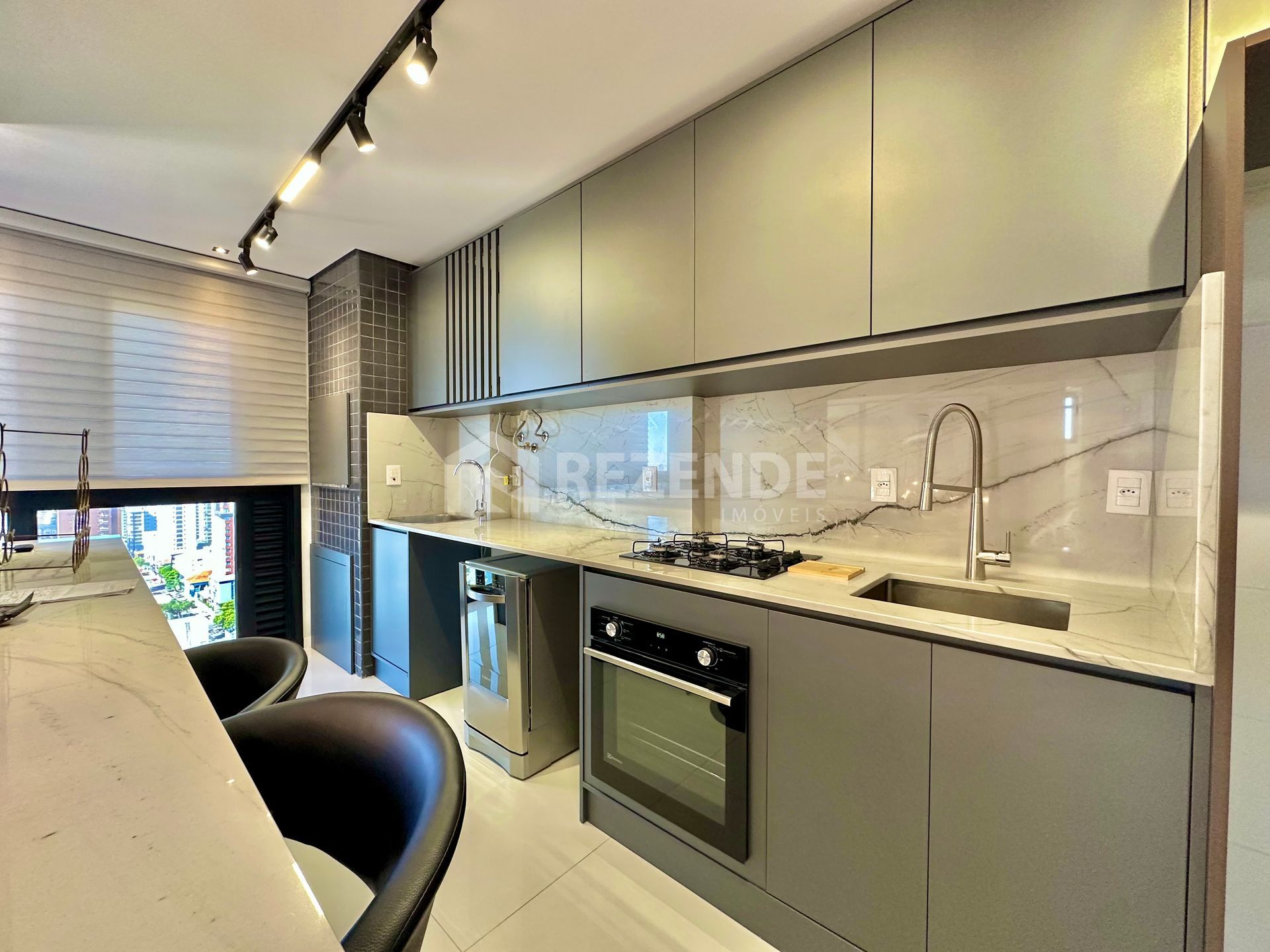 venda apartamento 2 dormitorios gare centrale centro passo fundo rs rezende imoveis (4)