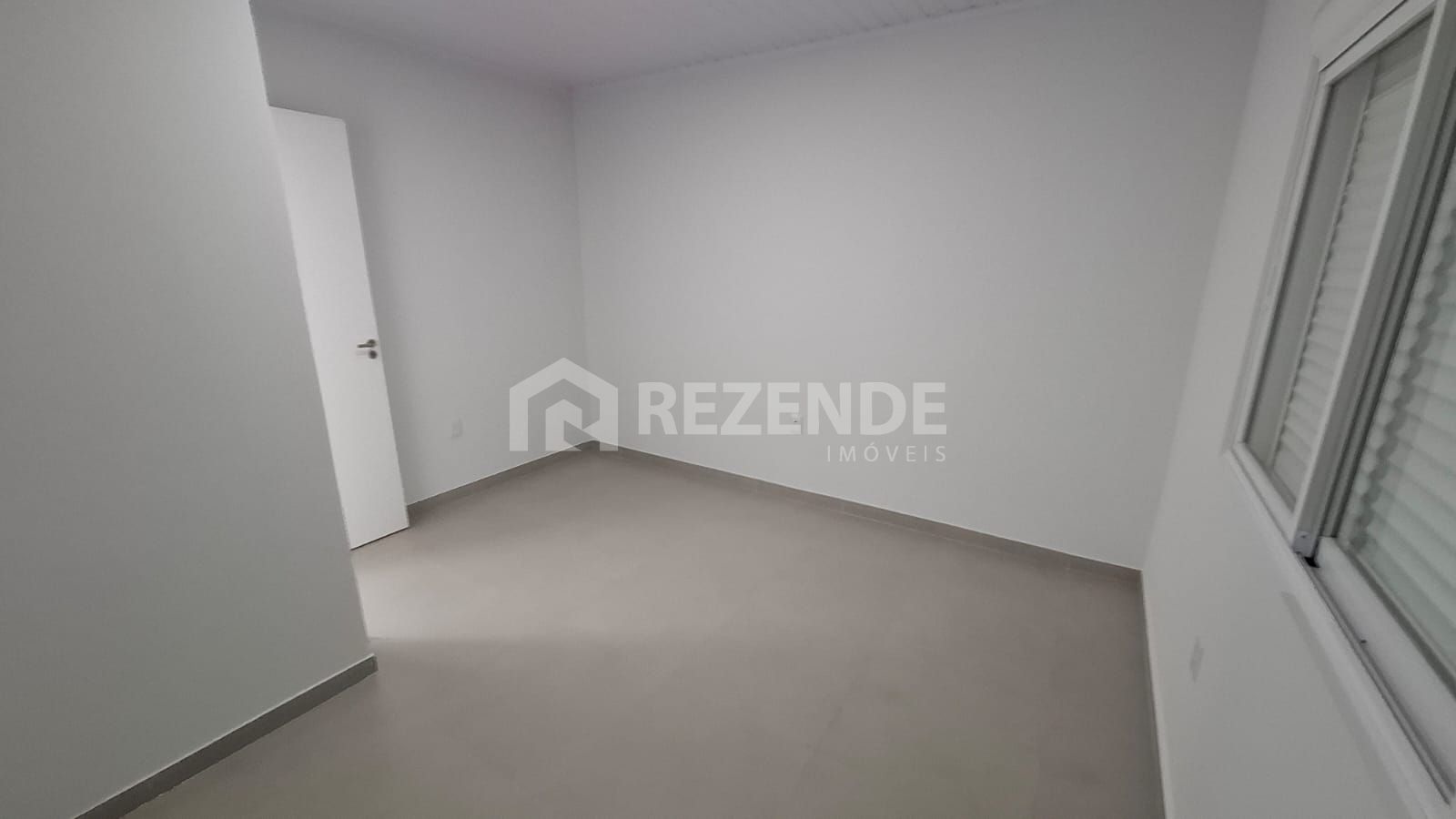 venda casa residencial 2 dormitorios professor schisler passo fundo rs rezende imoveis (13)