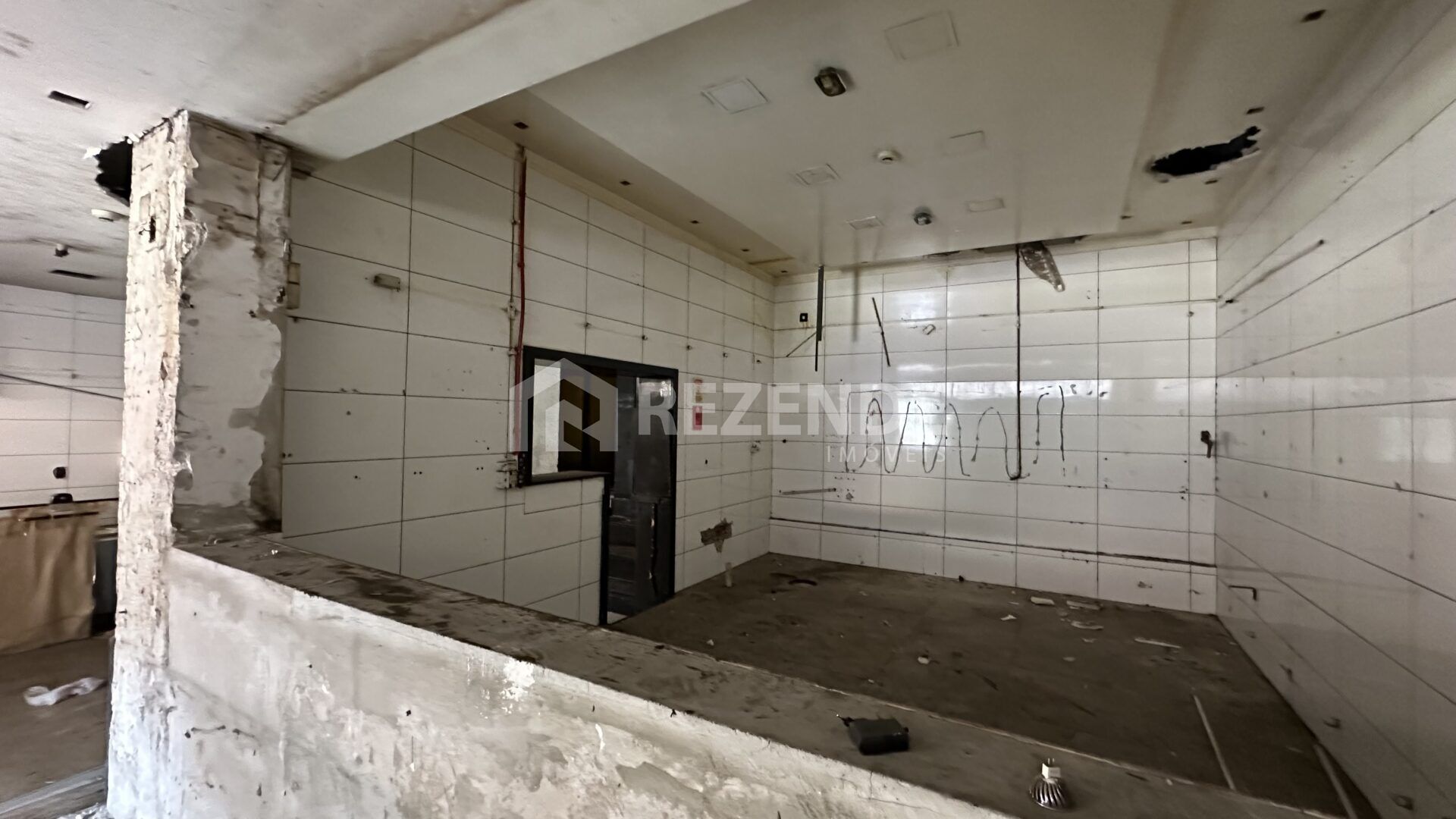 aluguel sala loja terrea 588m2 centro passo fundo rs rezende imoveis (7) aluguel sala loja terrea 588m2 centro passo fundo rs rezende imoveis (7)