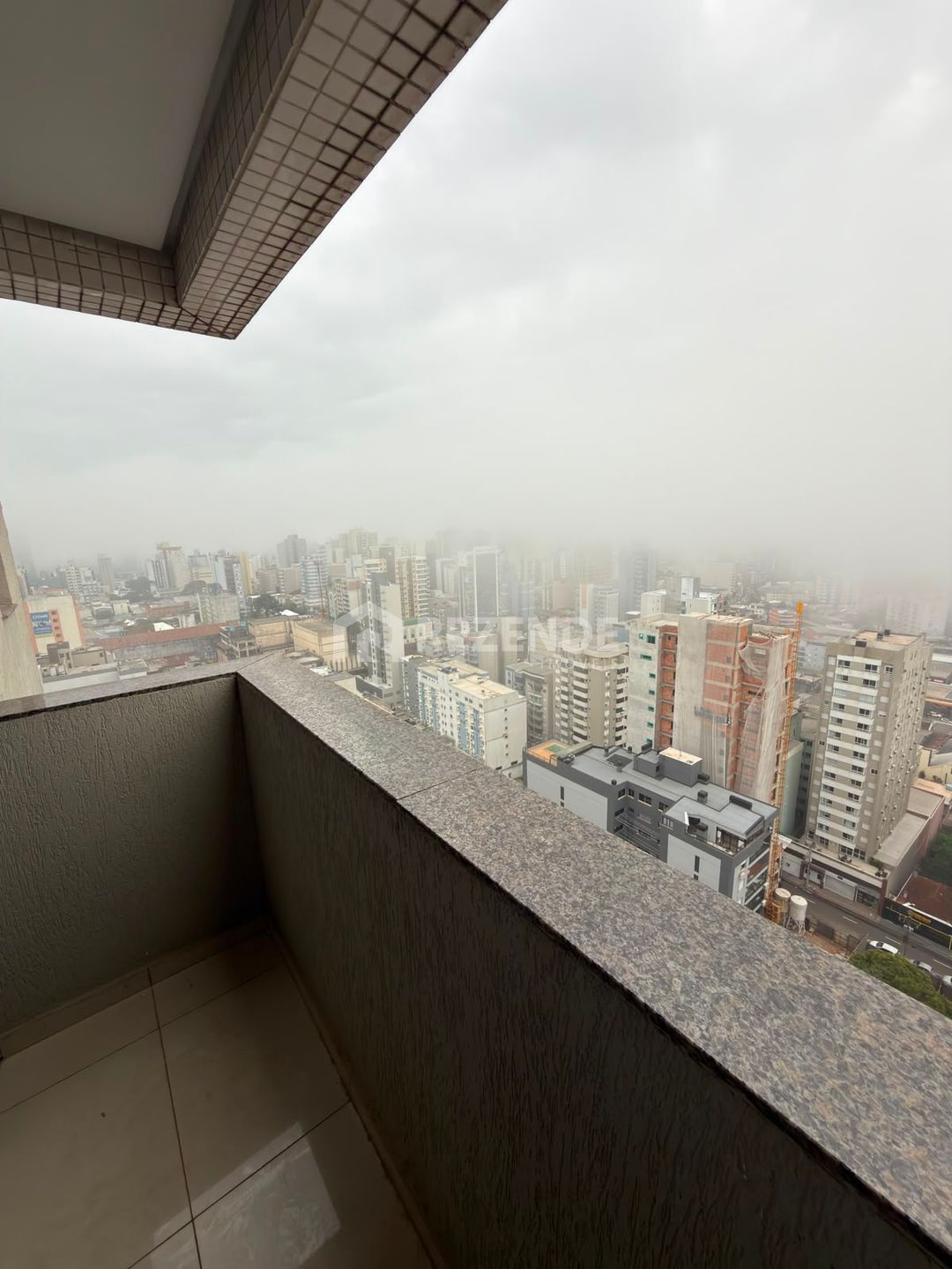 venda apartamento 1 dormitorio metropolitan tower centro passo fundo rs rezende imoveis (5)