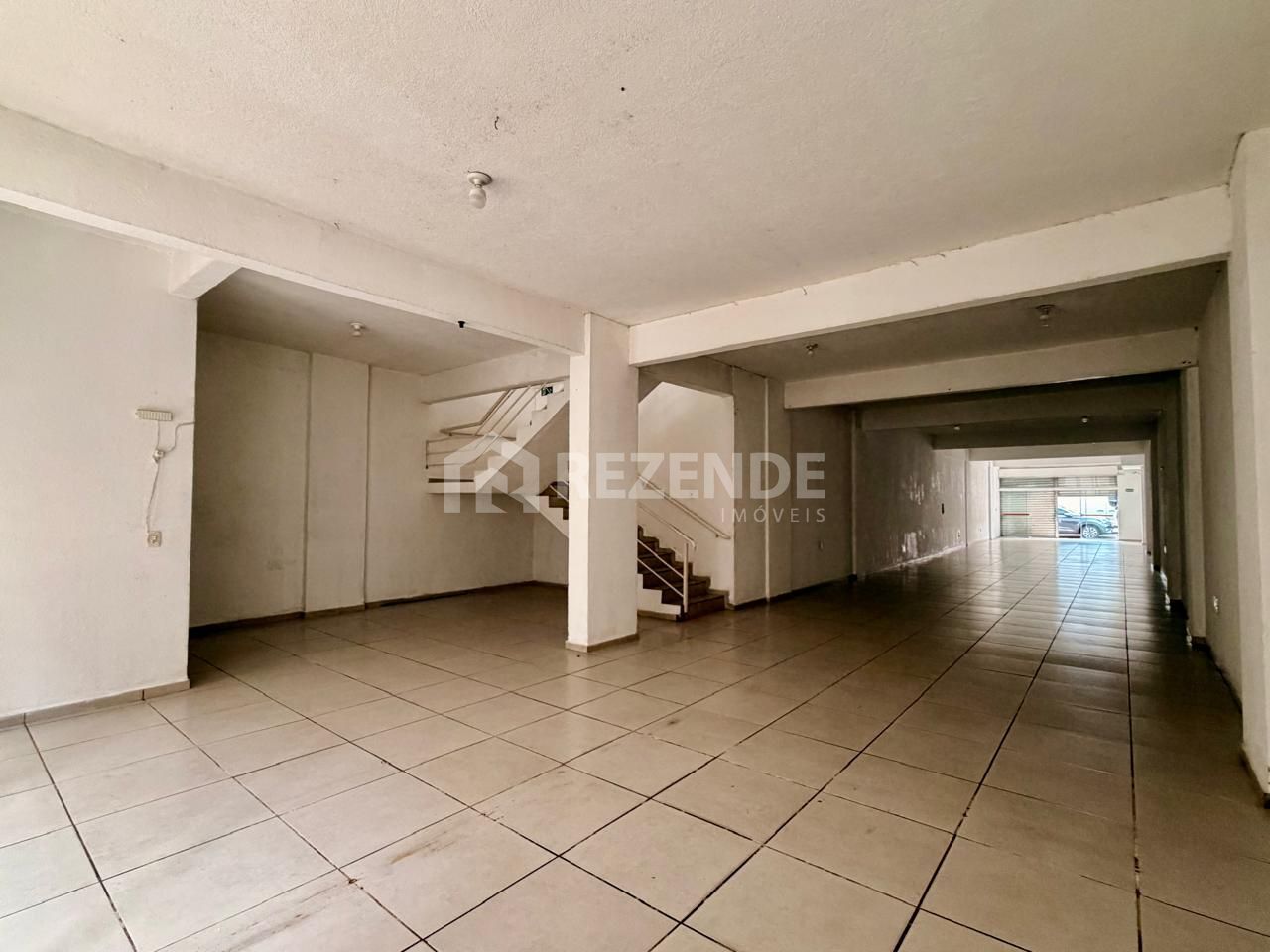 aluguel sala loja terrea 325m2 centro passo fundo rs rezende imoveis (3) aluguel sala loja terrea 325m2 centro passo fundo rs rezende imoveis (3)