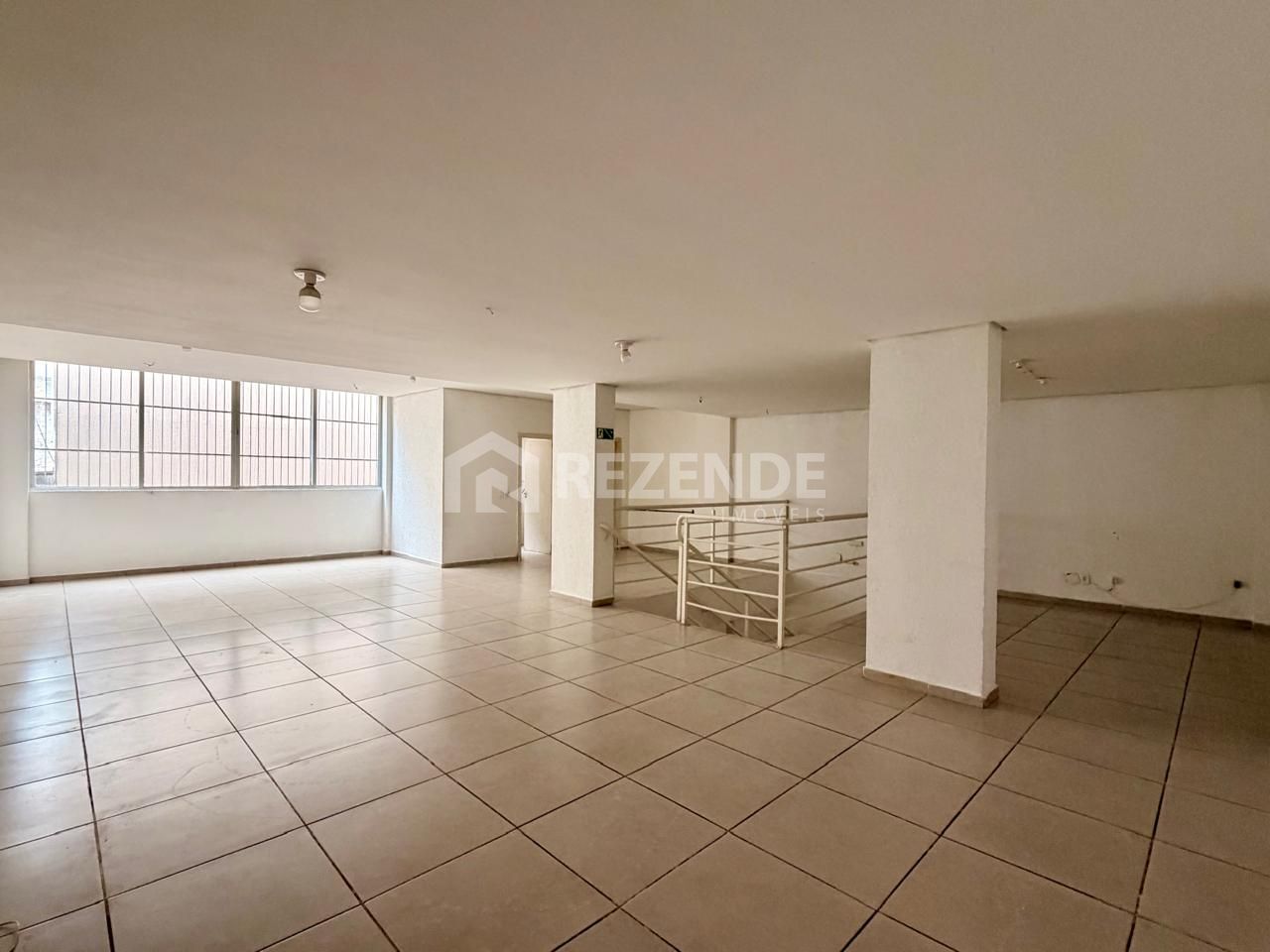 aluguel sala loja terrea 325m2 centro passo fundo rs rezende imoveis (4) aluguel sala loja terrea 325m2 centro passo fundo rs rezende imoveis (4)